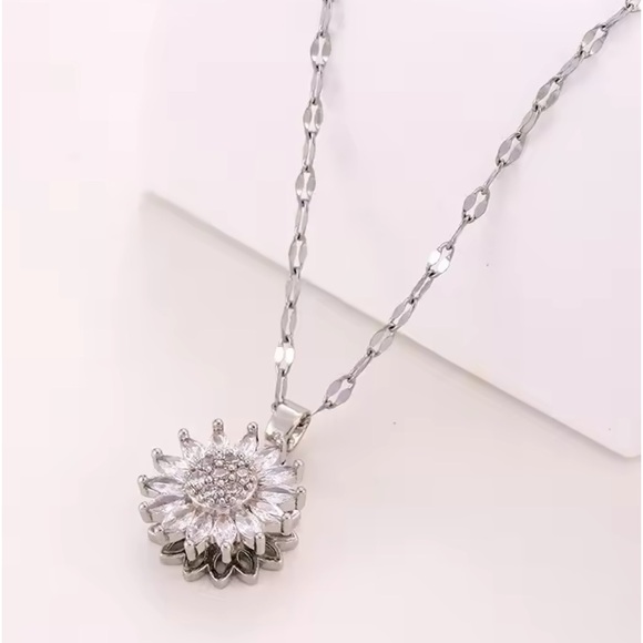 Jewelry - Sterling Silver Floral Cubic Zirconia Necklace